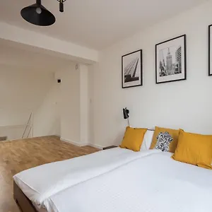 Rondo Wiatraczna Loft Apartament